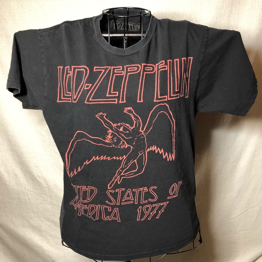 Led Zeppelin T-shirt